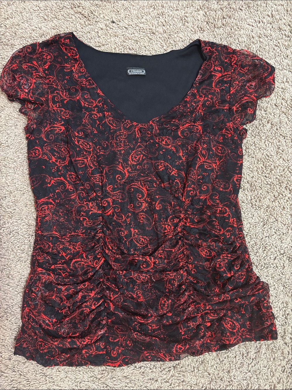 Clientele Entier Black and Red Ruched V-Neck Short Sleeve Blouse